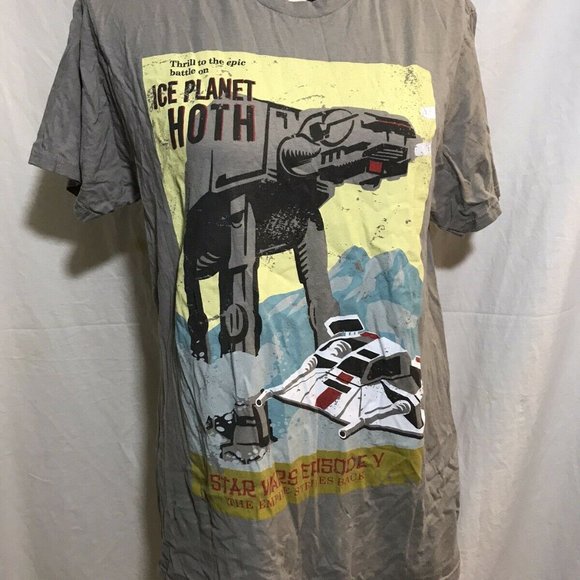 Disney Tops - Disneyland Short Sleeve Star Wars GUC Graphic Tee